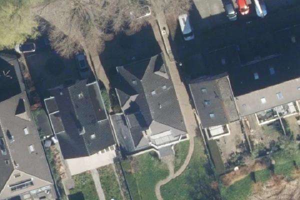 Luchtfoto van Van Voorthuijsenhof 41